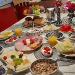Im Dreilaendereck - Dom Przy Trzech Granicach 레스나